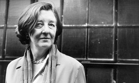 پات پارکەر نوسەر و رۆماننوسی ئینگلیز Patricia Mary W. "Pat" Barker CBE, FRSL (née Drake; born 8 May 1943)[1] is an English writer and novelist